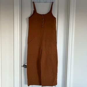 Never worn, bronze/camel jumper, wide leg, cropped